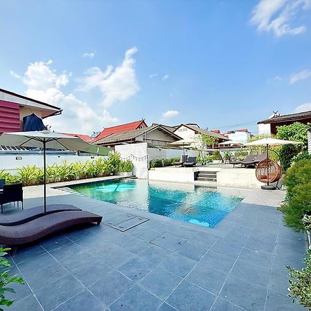 Hostel The White House Rachamankha เดอะ ไวท์เฮ้าส์ ราชมรรคา Čiang Mai Exteriér fotografie