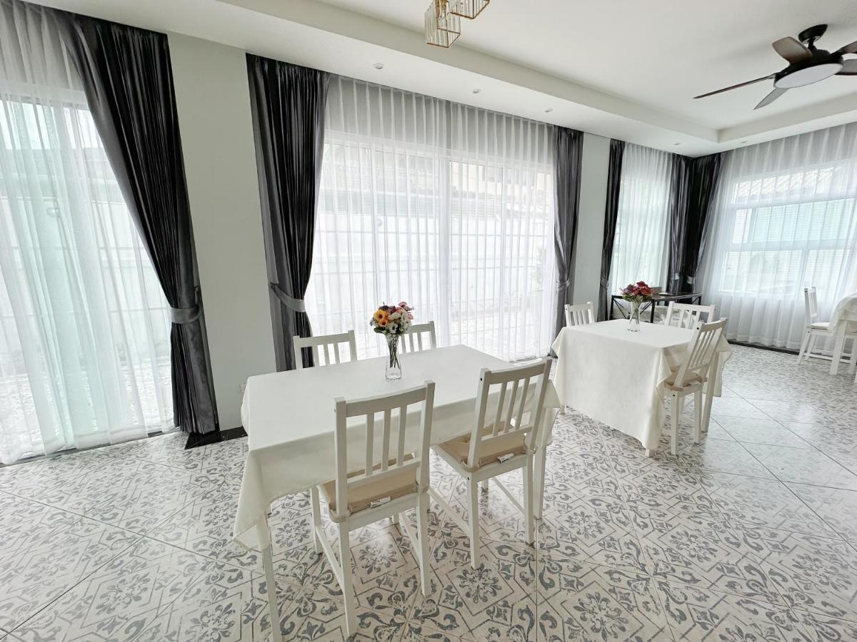 Hostel The White House Rachamankha เดอะ ไวท์เฮ้าส์ ราชมรรคา Čiang Mai Exteriér fotografie