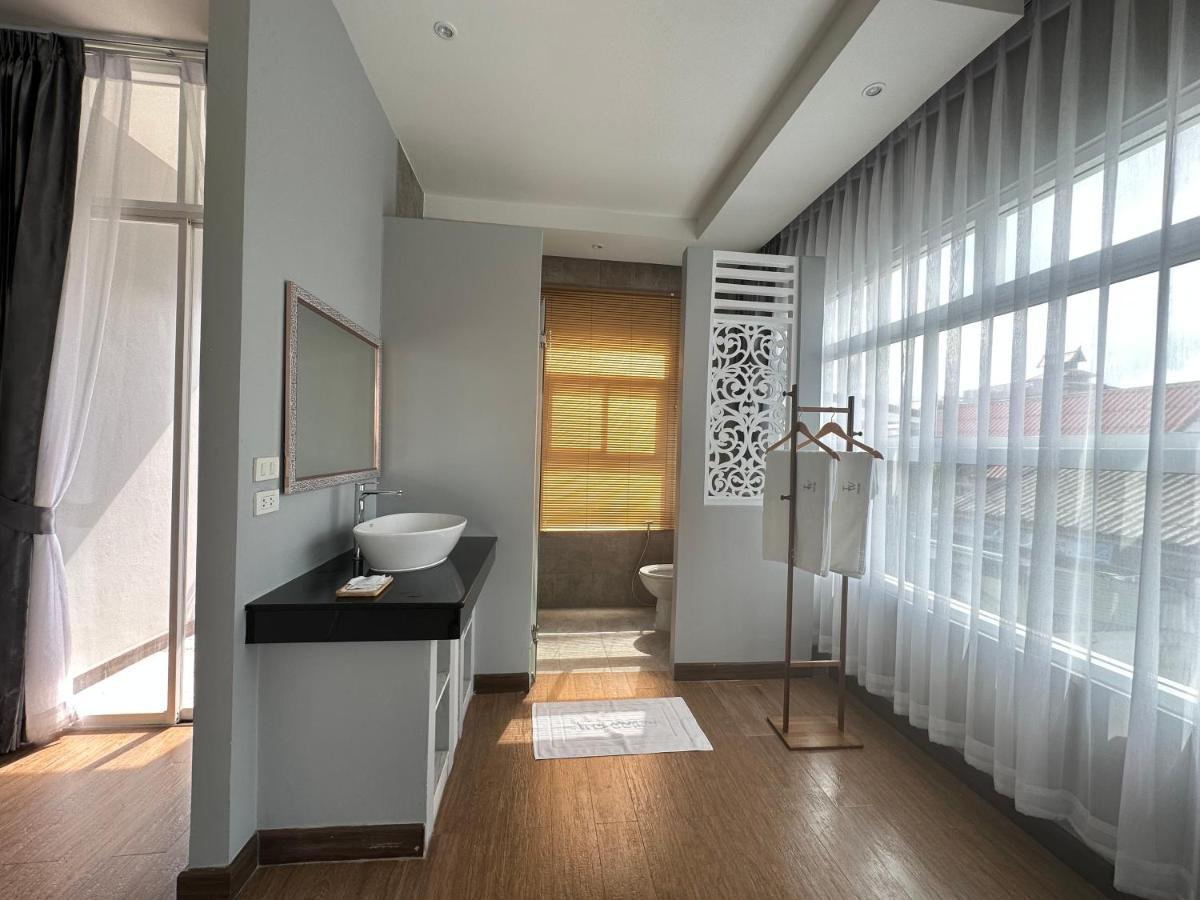 Hostel The White House Rachamankha เดอะ ไวท์เฮ้าส์ ราชมรรคา Čiang Mai Exteriér fotografie